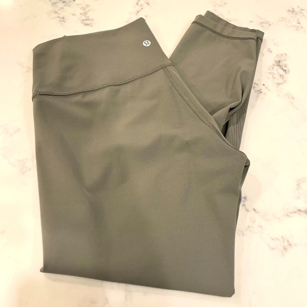 Lululemon Wunder Under Legging